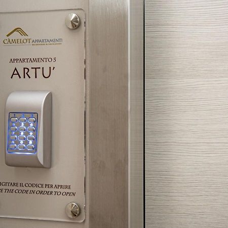 Camelot Appartamenti - Business E Holiday San Martino Buon Albergo Eksteriør bilde