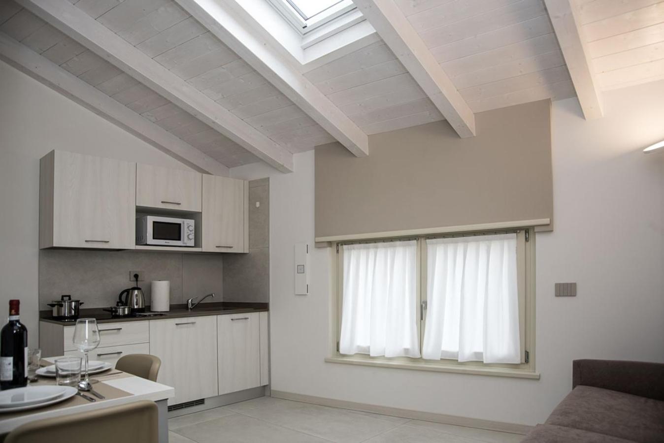 Camelot Appartamenti - Business E Holiday San Martino Buon Albergo Eksteriør bilde