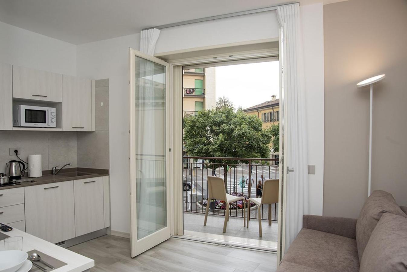 Camelot Appartamenti - Business E Holiday San Martino Buon Albergo Eksteriør bilde