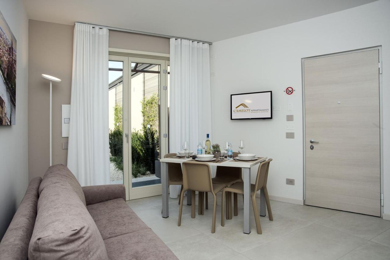 Camelot Appartamenti - Business E Holiday San Martino Buon Albergo Eksteriør bilde