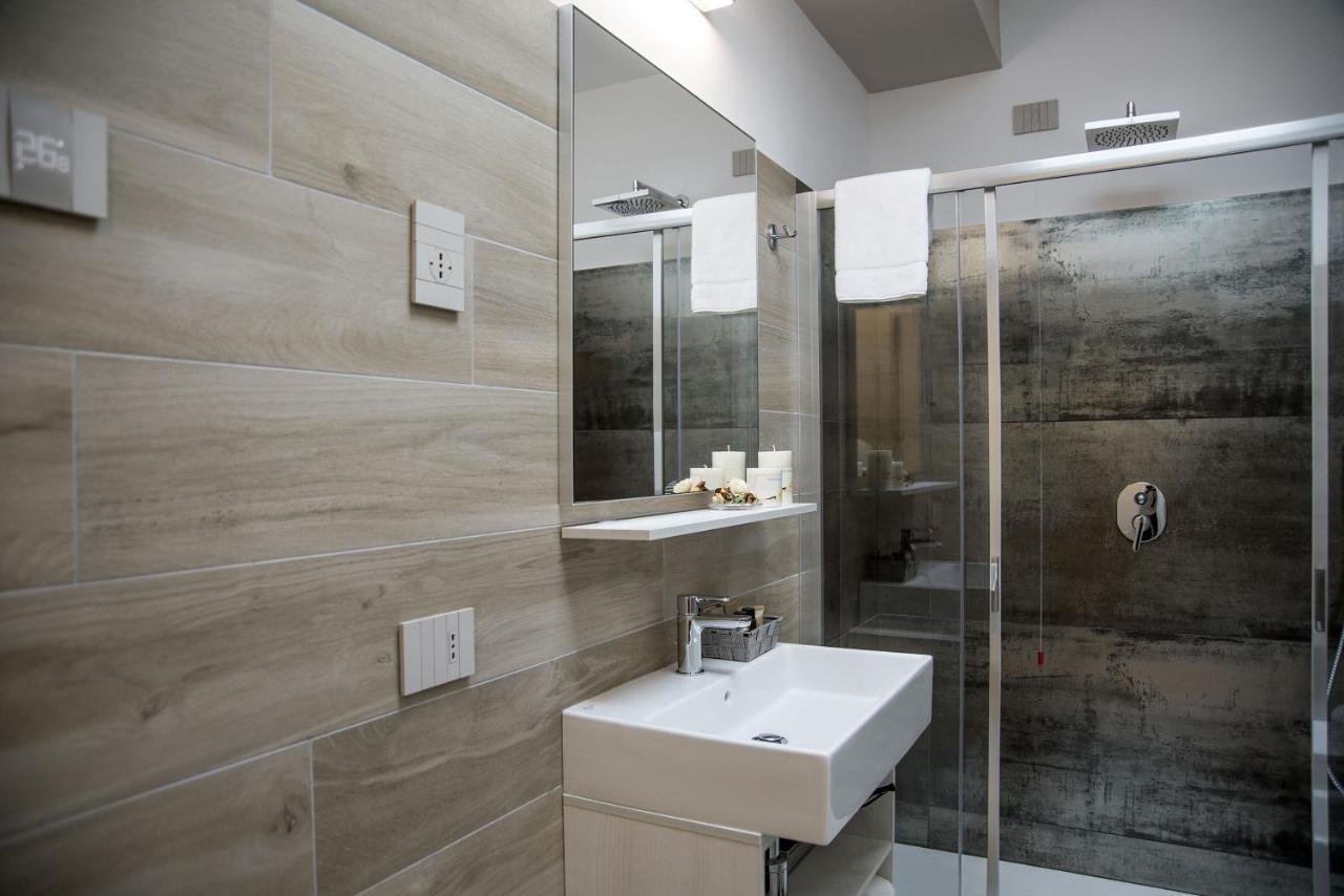 Camelot Appartamenti - Business E Holiday San Martino Buon Albergo Eksteriør bilde